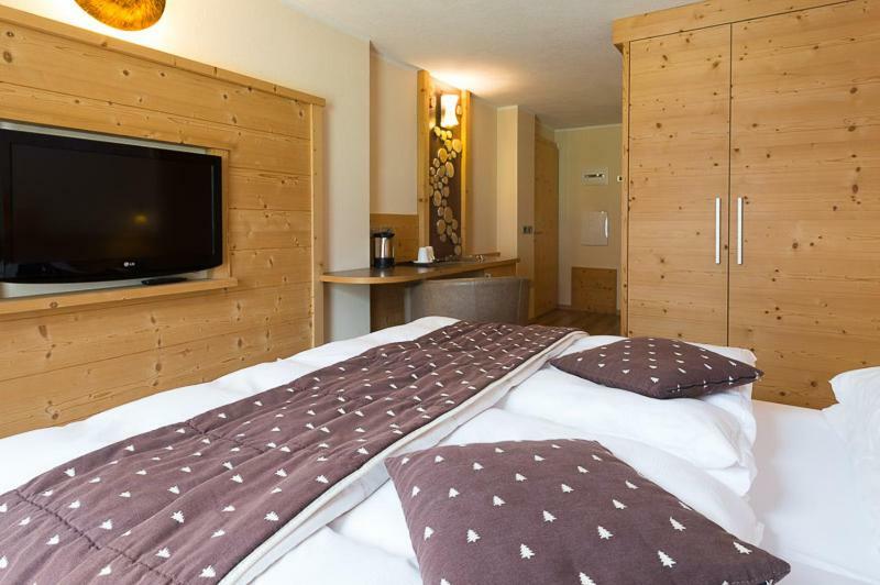 Hotel Daniela Ливиньо Экстерьер фото