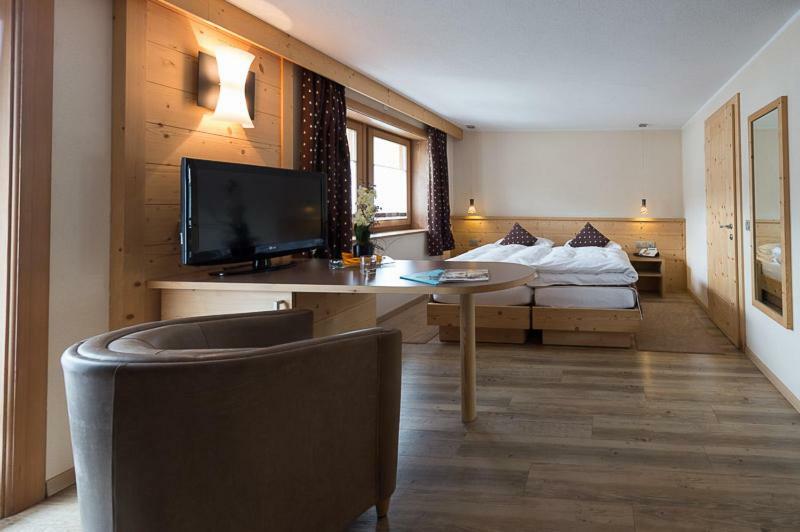 Hotel Daniela Ливиньо Экстерьер фото