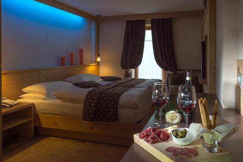 Hotel Daniela Ливиньо Экстерьер фото